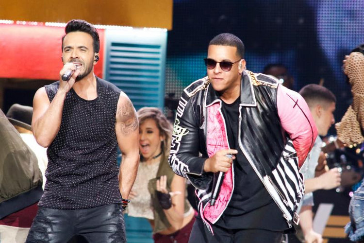 Radio Farra - LA VERSIÓN DE PARTY ANIMAL DE LUIS FONSI